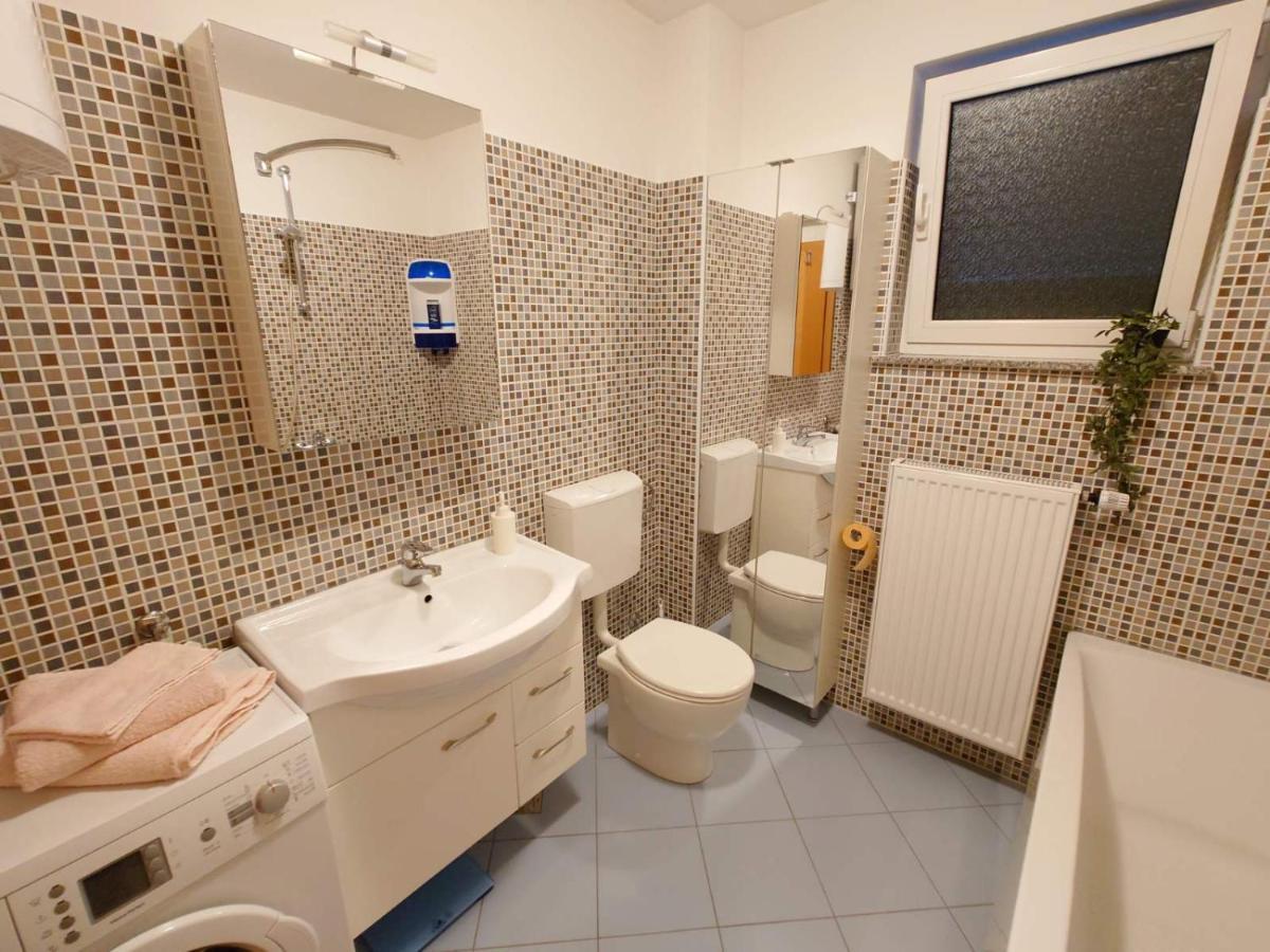 Apartman Mare Nostrum**** Rijeka Exterior foto