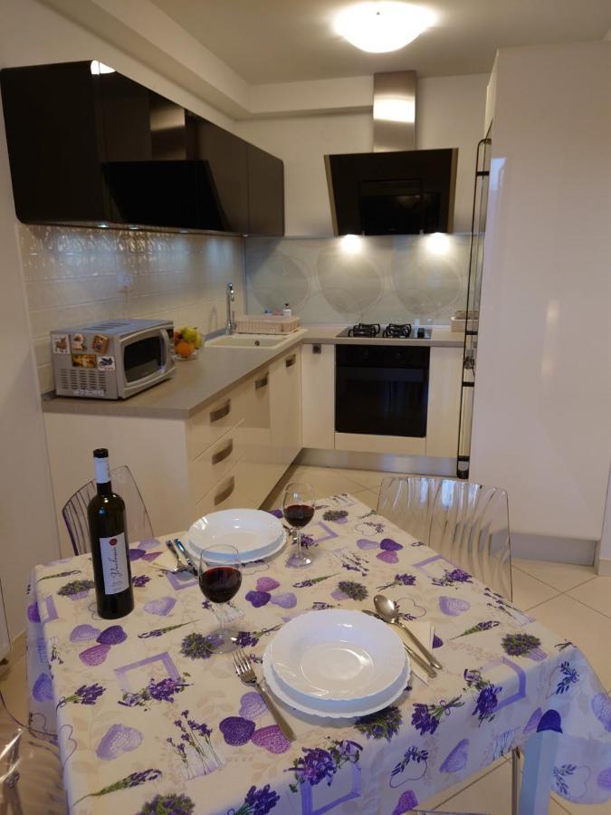 Apartman Mare Nostrum**** Rijeka Exterior foto
